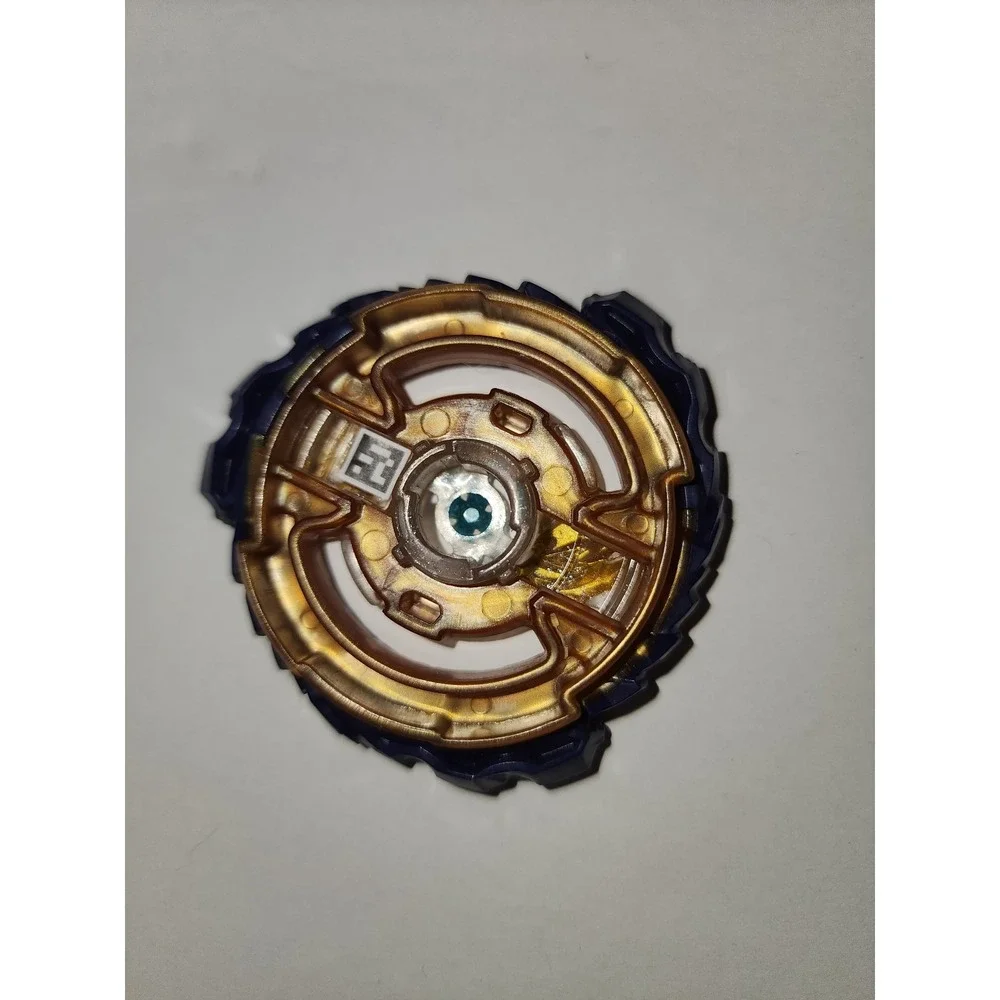 Beyblade Burst Pro Series Mirage Fafnir‎ Replacement Top